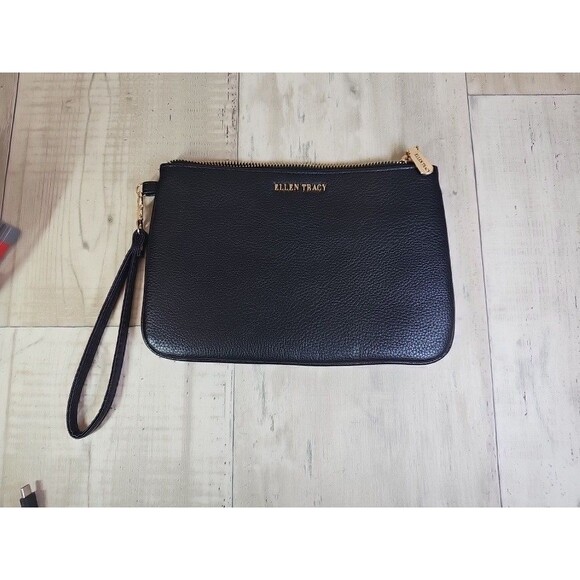 Ellen Tracy Black Leather Zip-Around Clutch Wallet • Zip Around • Classic & Chic - Picture 1 of 8